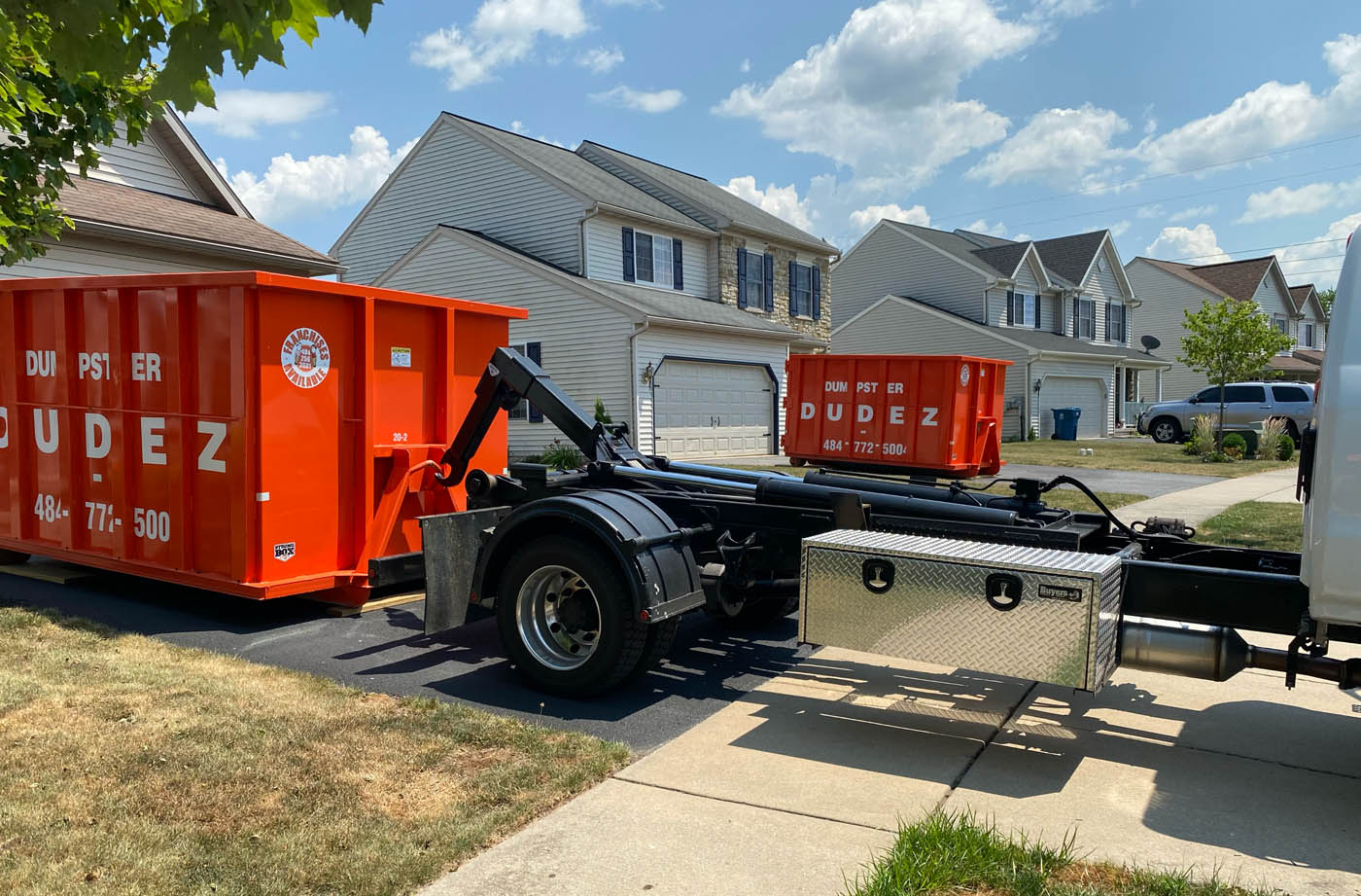 
				Two 25 yard dumpsters at a residential home.
			