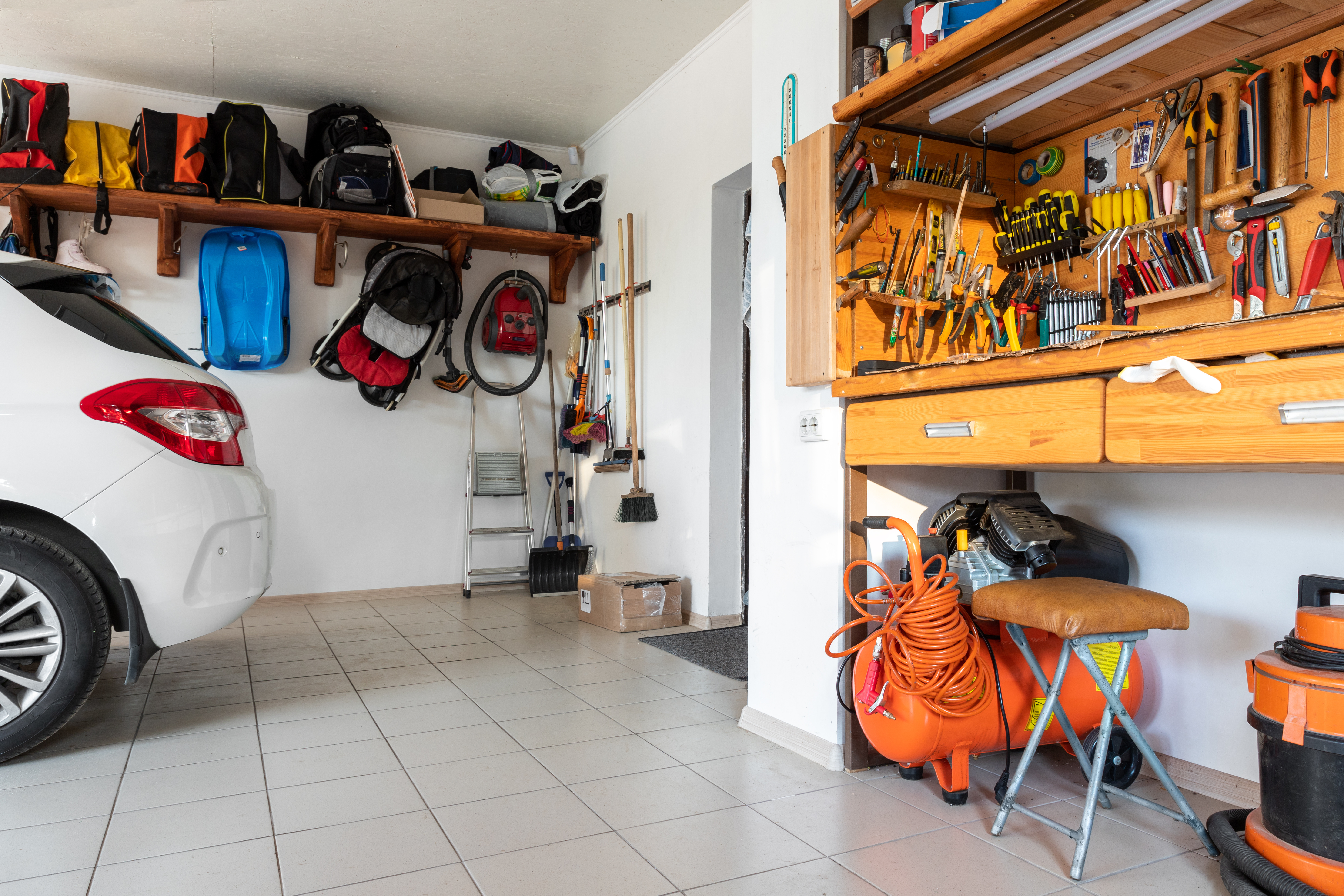 A clean and organized garage using garage organization tips.