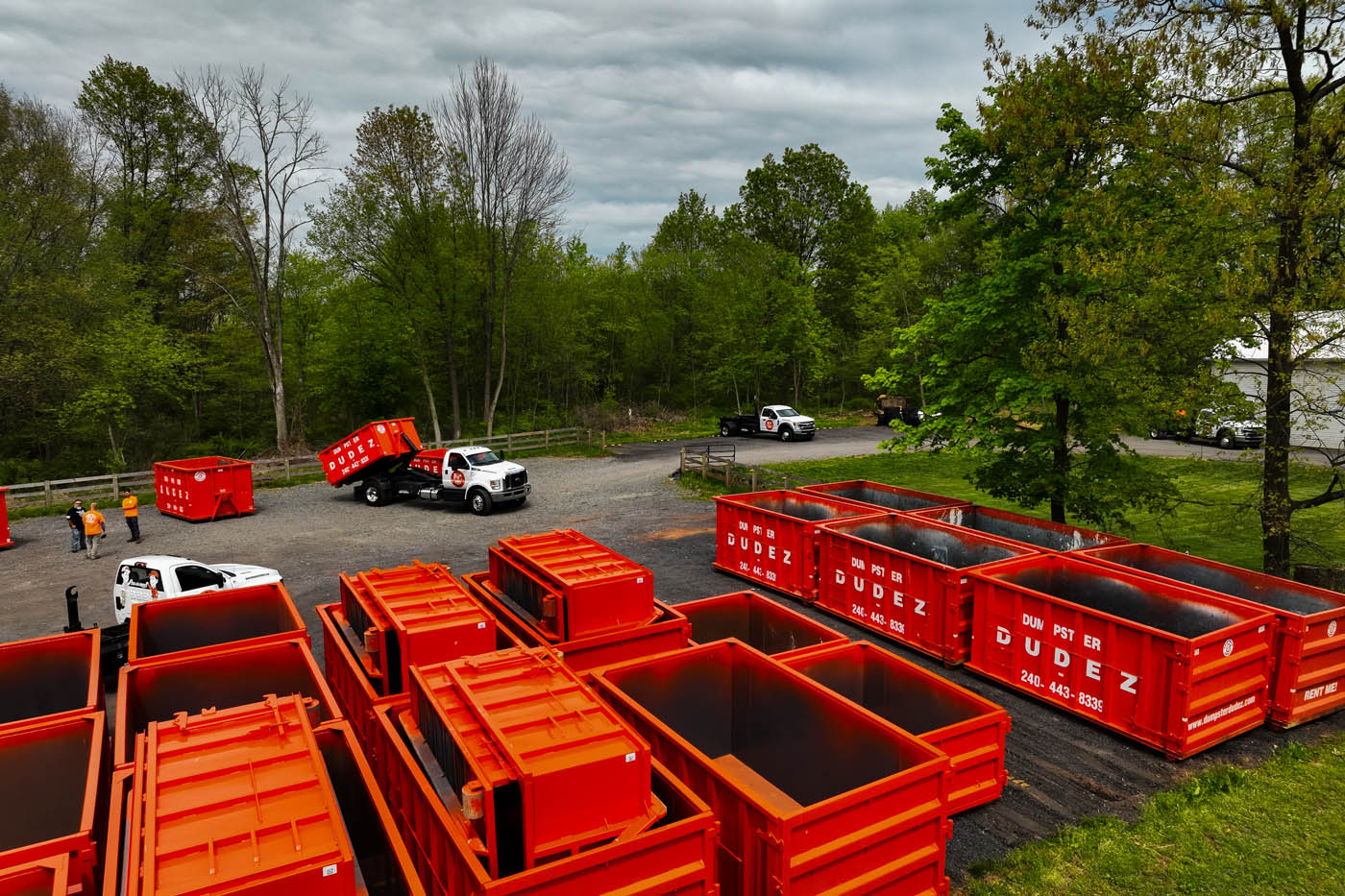 Dumpster Dudez dumpsters - learn how you can benefit from renting a dumpster today!